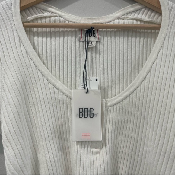 NWT BDG White Ribbed Crop Top Sz Large - Picture 5 of 7